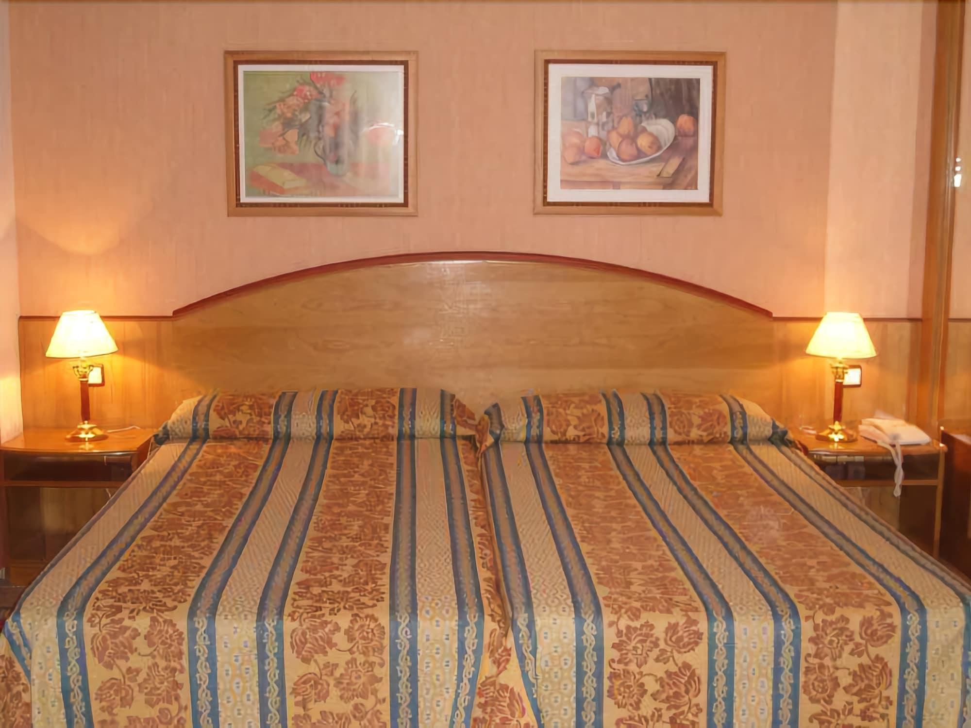 Hotel Escuela San Cristobal 11/23
