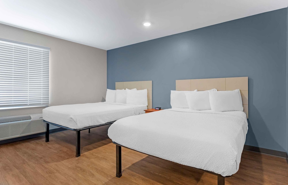 STUDIO, SUITE, 2 DOUBLE BEDS