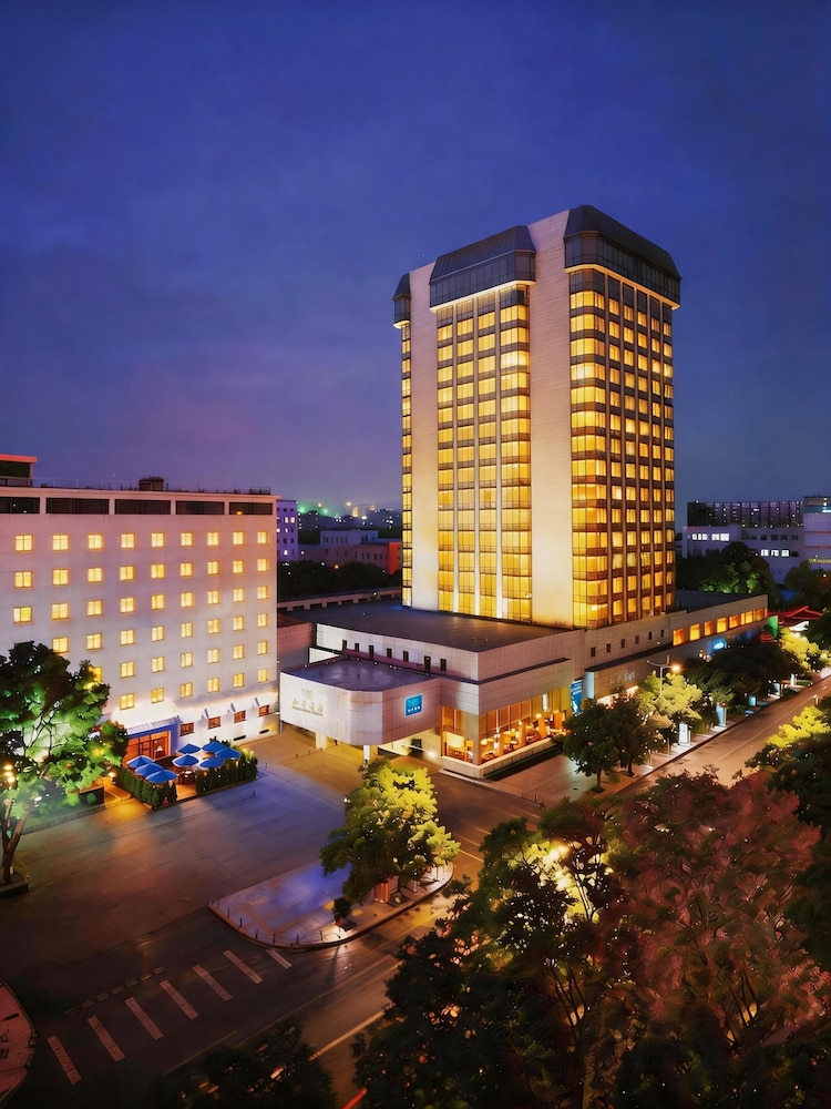 Peace Hotel Beijing(ex Novotel Peace Hotel Beijing) in BEIJING