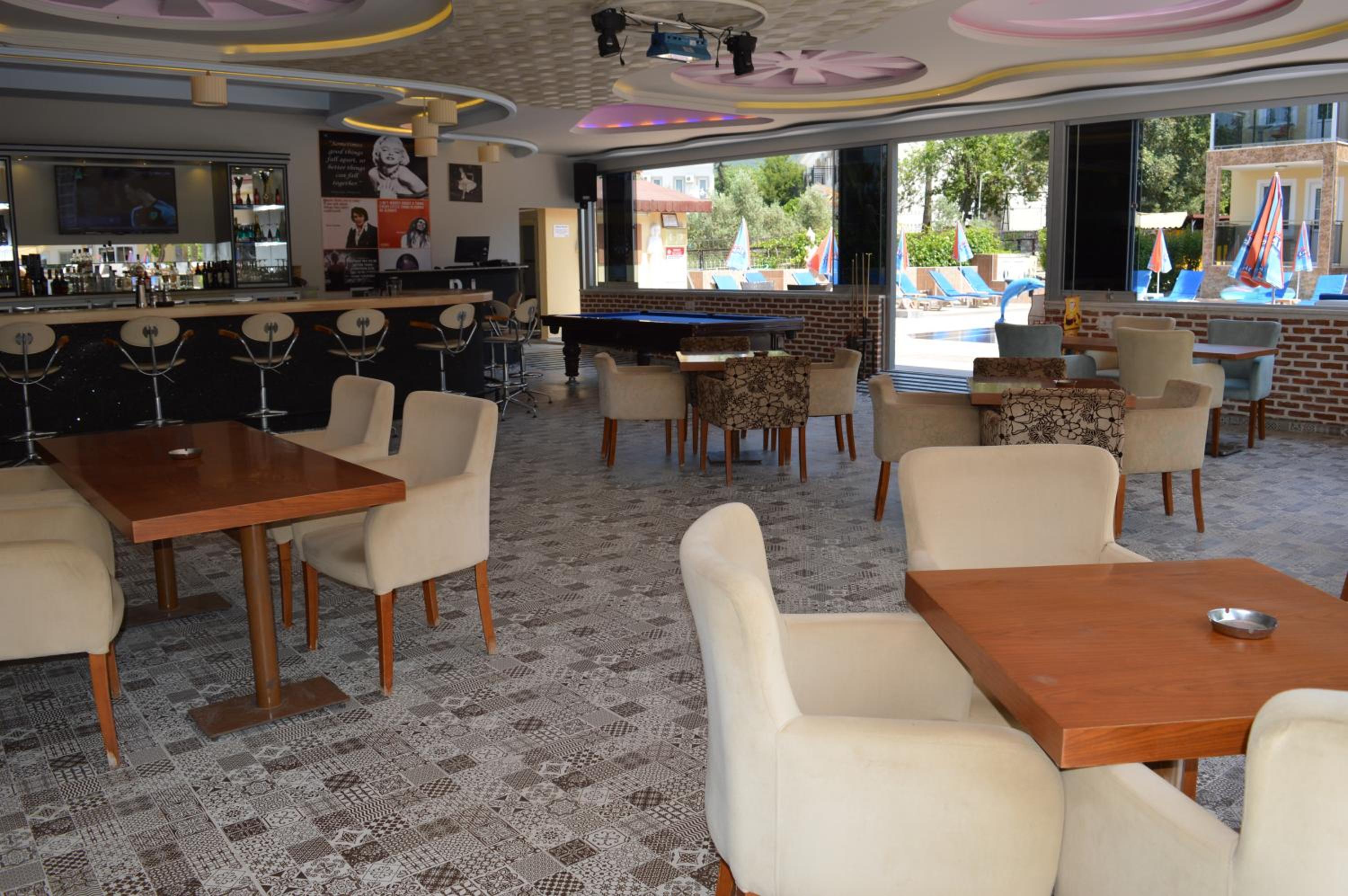 Erkan Tumen Yalcin Hotel 31/50