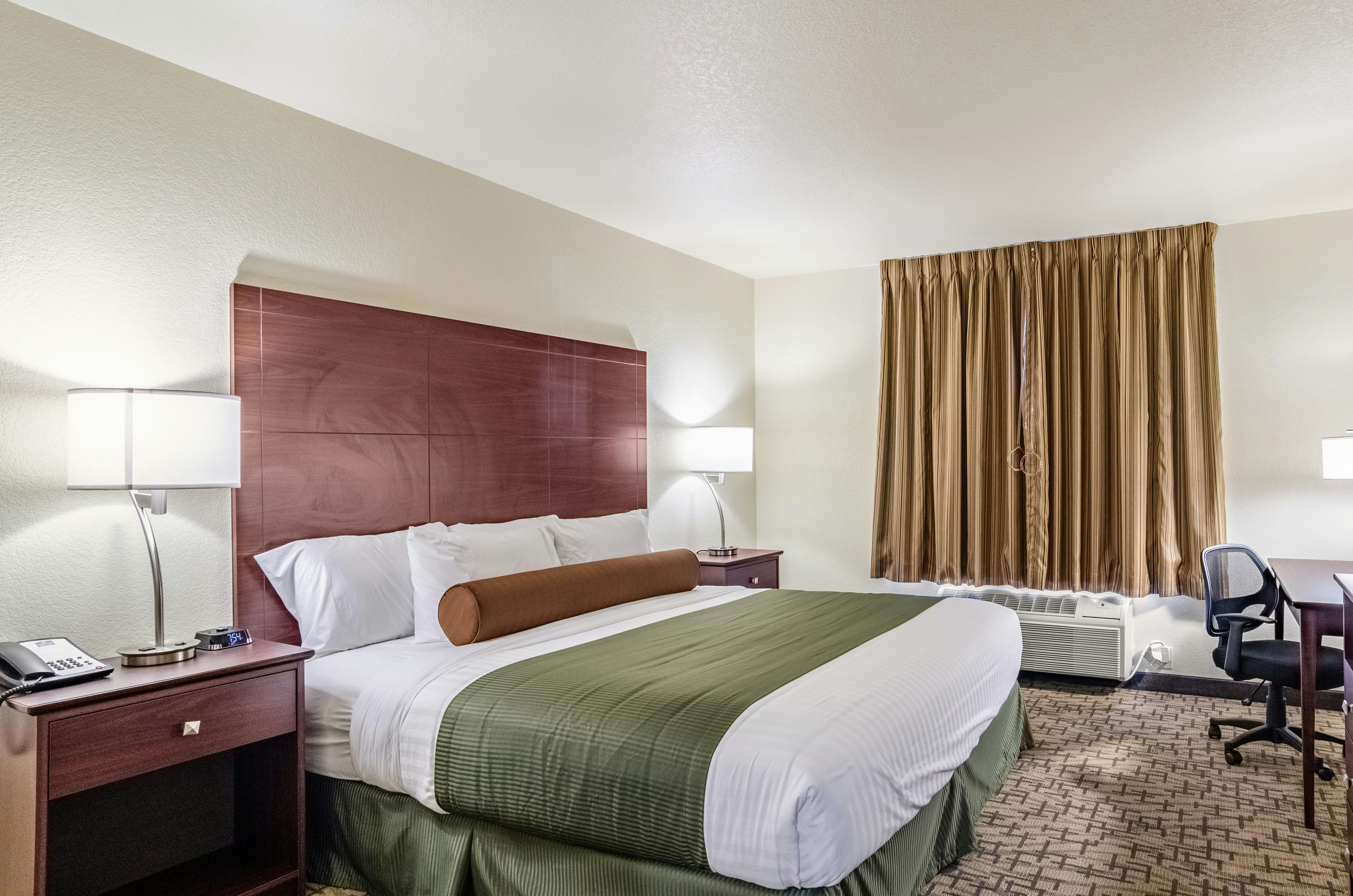 Cobblestone Inn & Suites - Bridgeport 9/24
