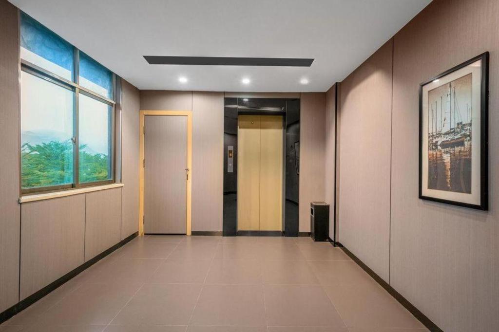 7 Days Premium (Shenzhen Dapeng New District Jiaochangwei) 5/36