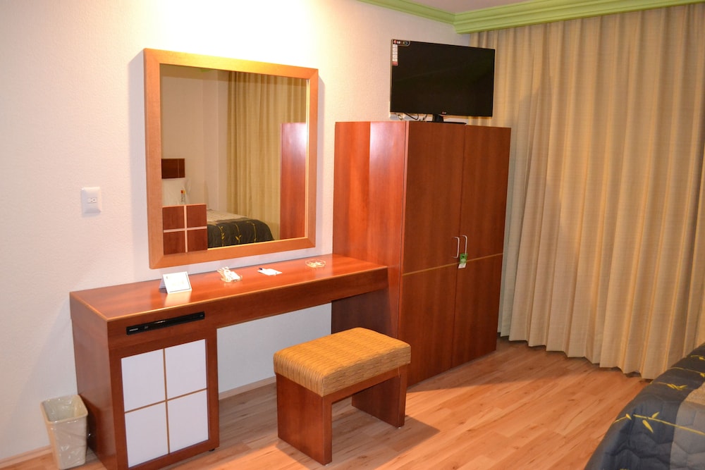 Hotel And Villas Panama 40/68