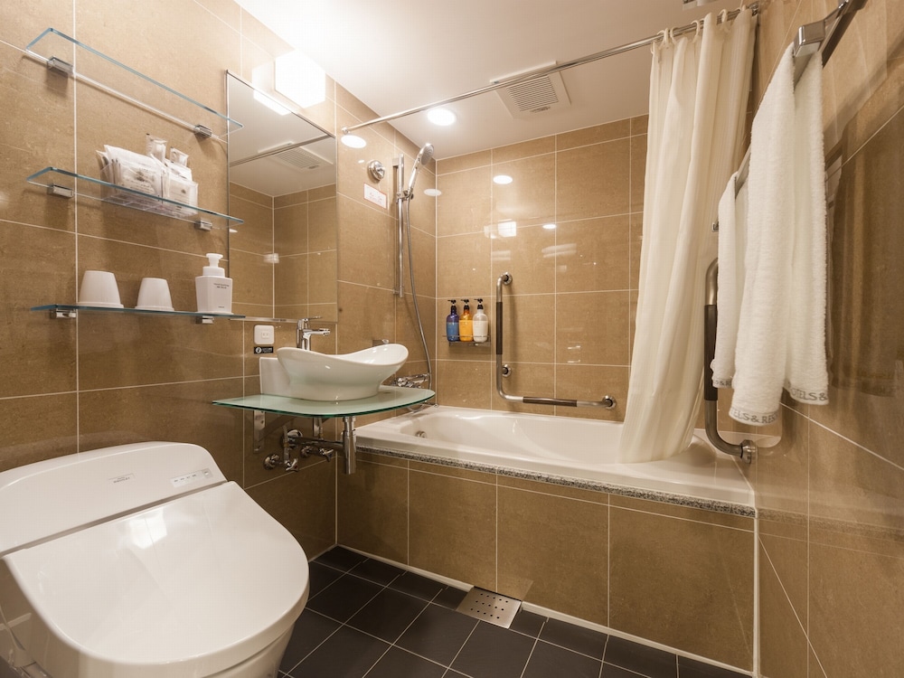 Apa Hotel Asakusa-Ekimae 10/65