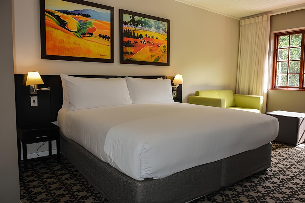 غرفة قياسية بسريرين منفصلين، Caledon Hotel Spa And Casino 4/5