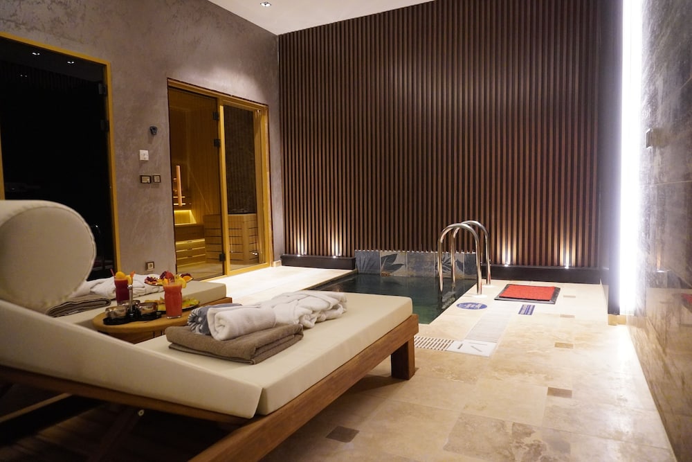 Anadolu Hotels Esenboga Thermal 12/50