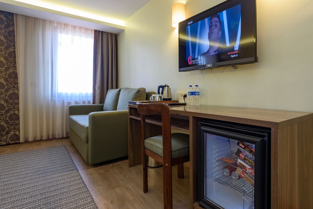 Numi Hotel 30/50