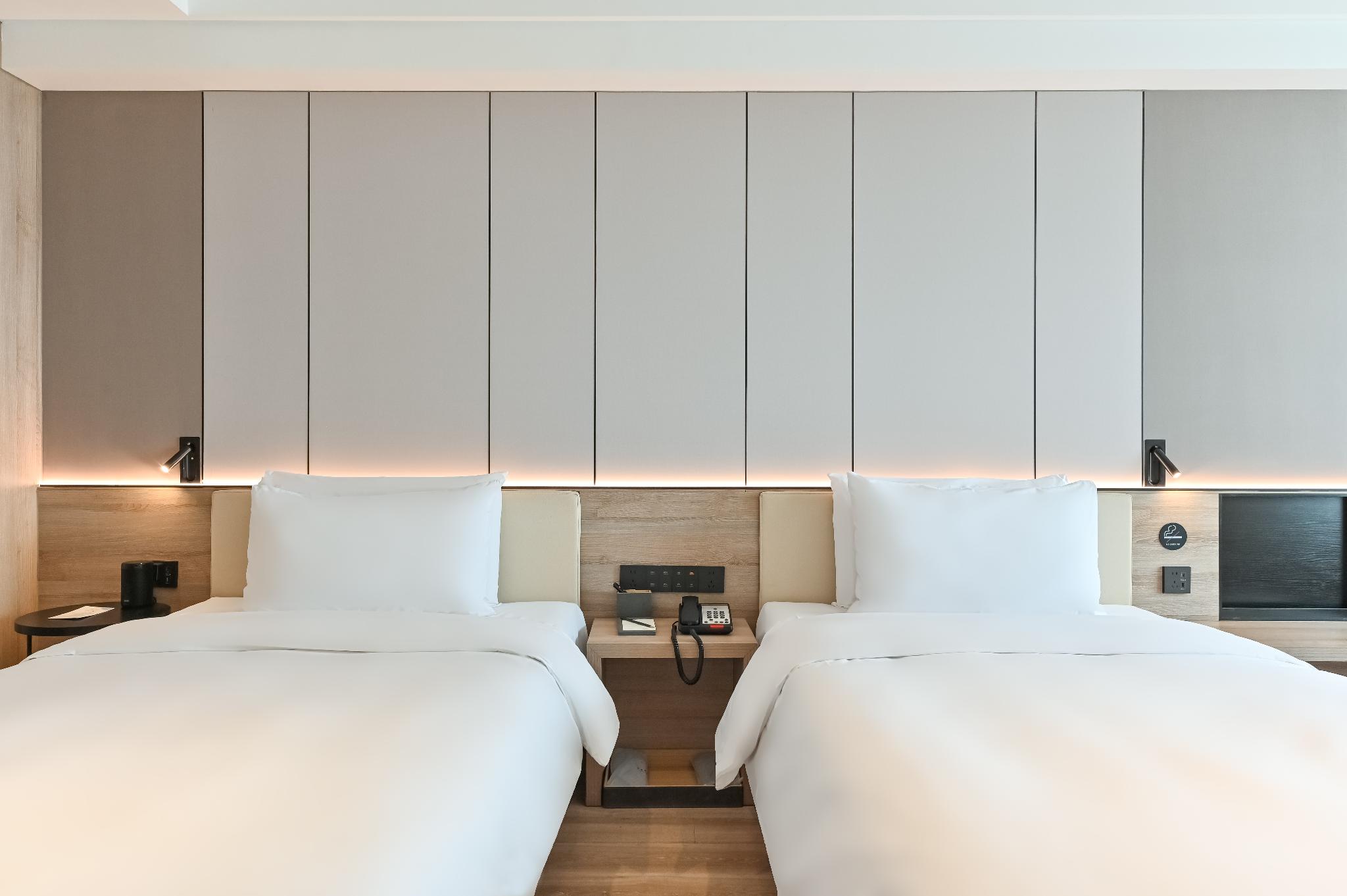 Elegant, Twin Beds