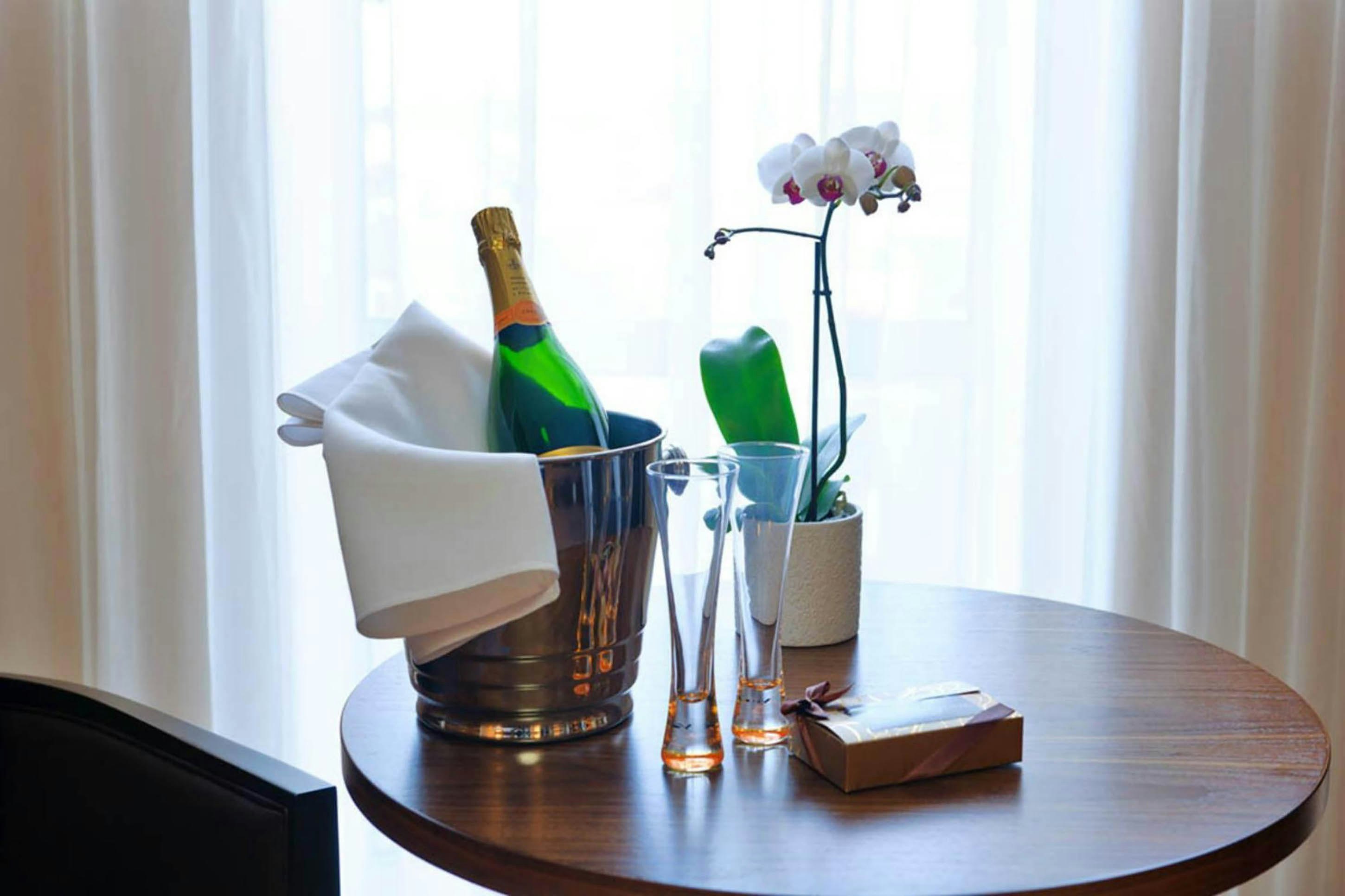 Rox Hotel Aberdeen by Compass Hospitality 12/20
