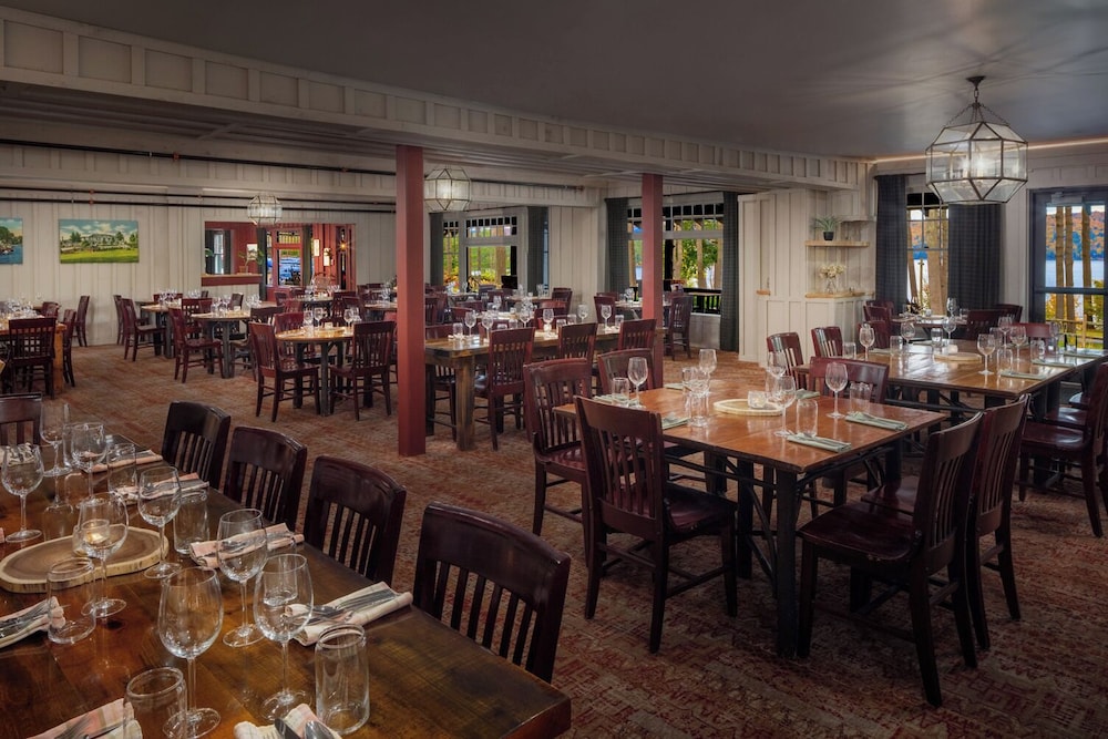 The Lodge at Schroon Lake 33/49