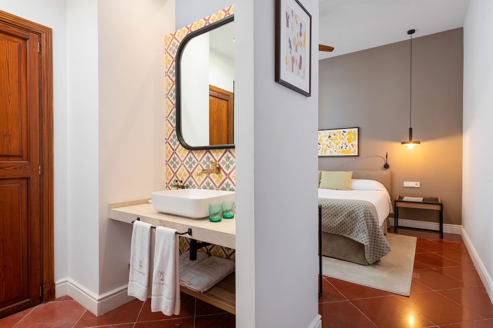 جناح تنفيذي بسرير كينج بشرفة، Hotel Can Quetglas 6/8