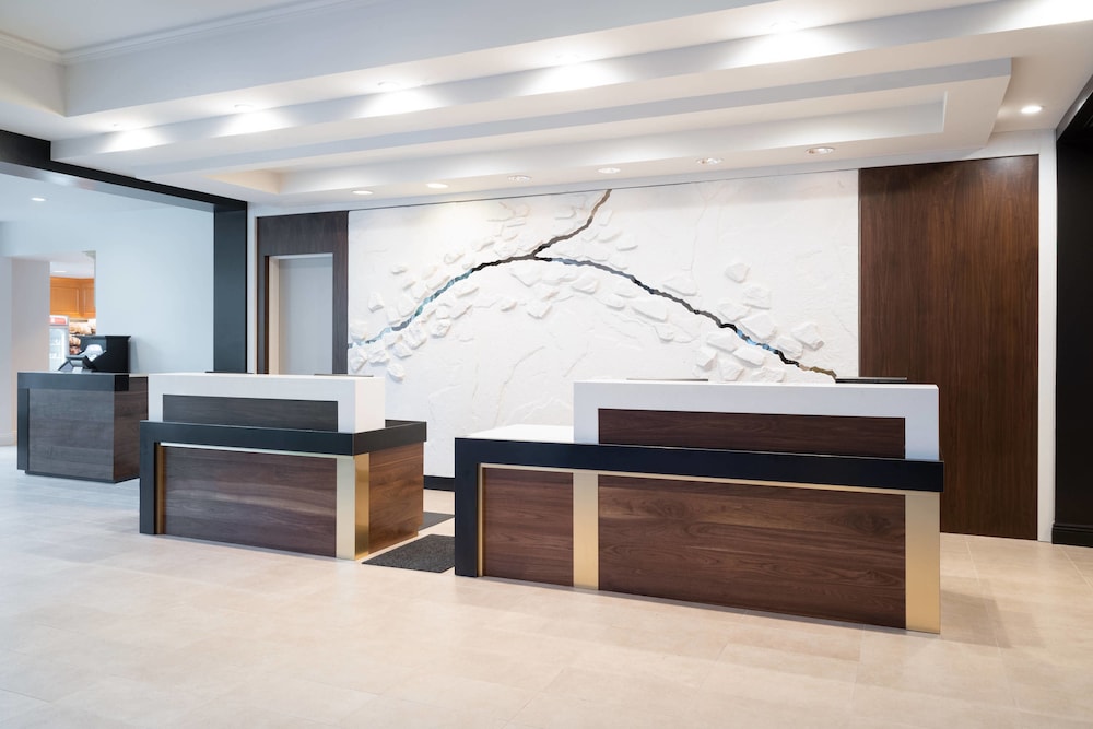 Mystic Marriott Hotel Spa 6/80