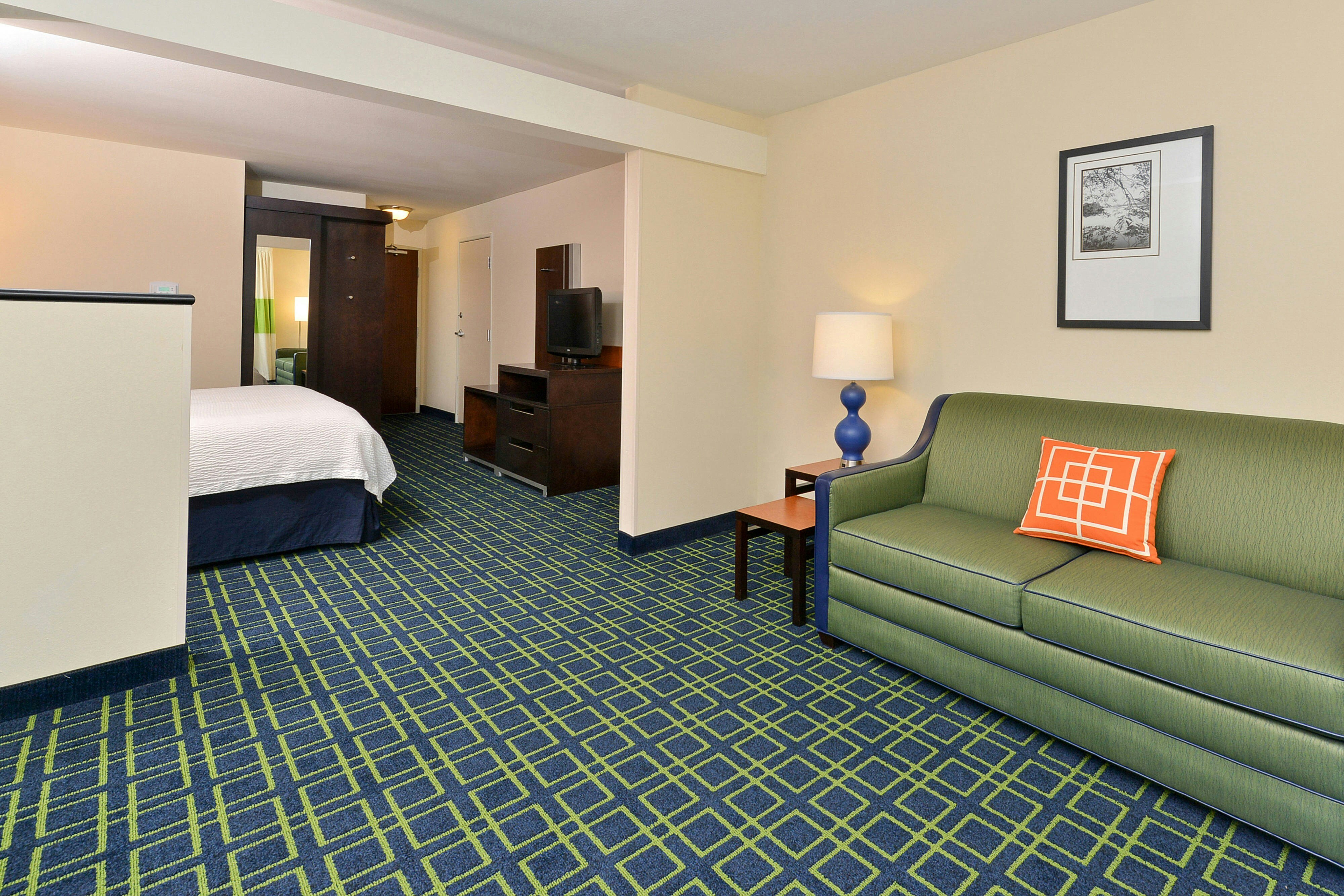 Fairfield Inn And Suites Cedar Rapids 6/25