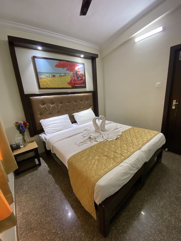 SUITE, BALCONY