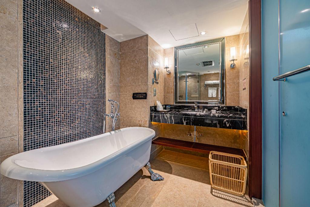 Rezen Kingtown Hotel (Chongqing Liangping) 53/53