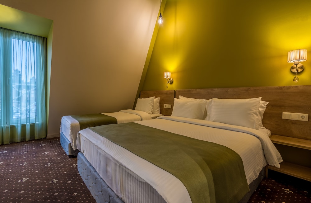 Hotel Gladius inn 32/63
