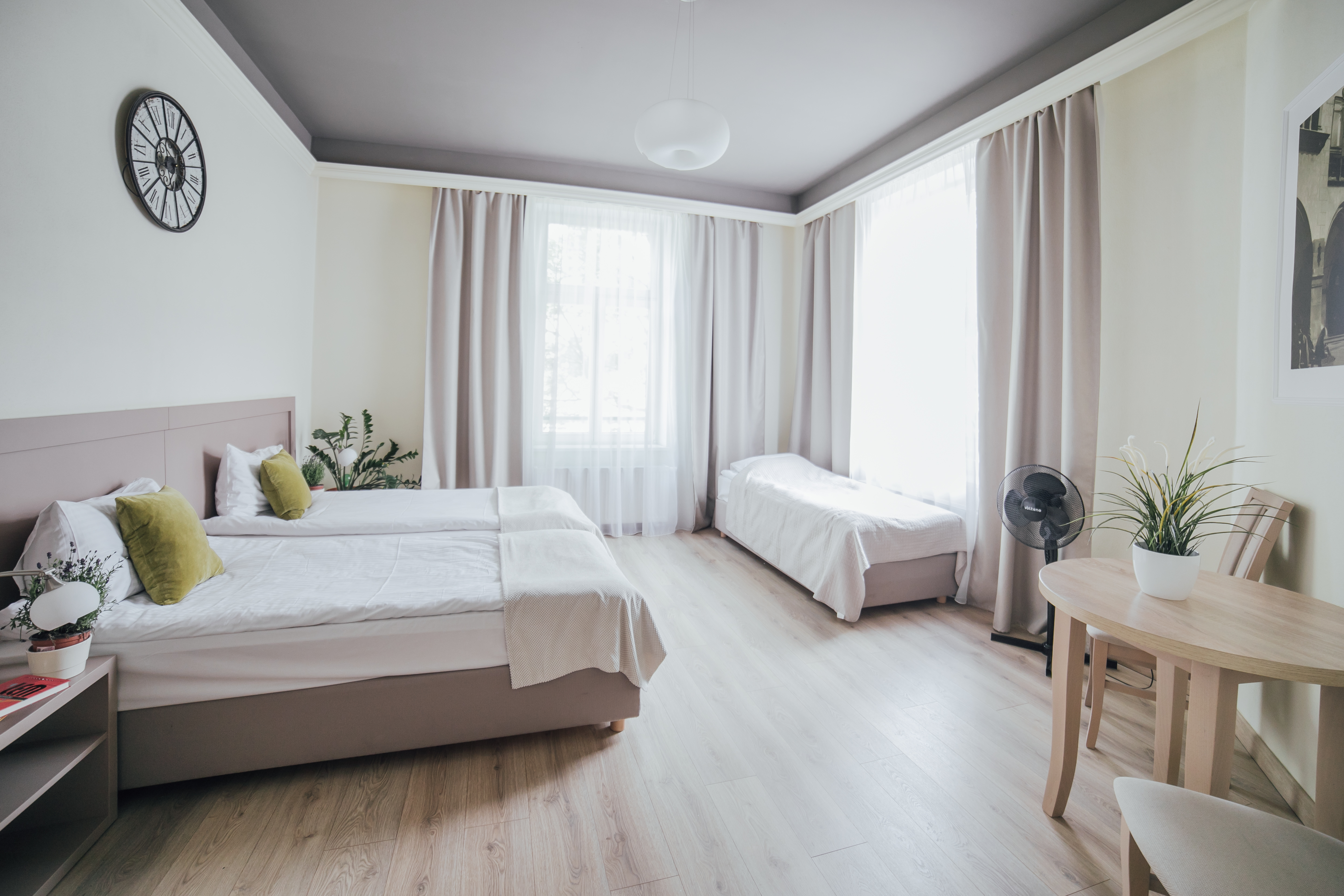 DELUXE, APARTMENT