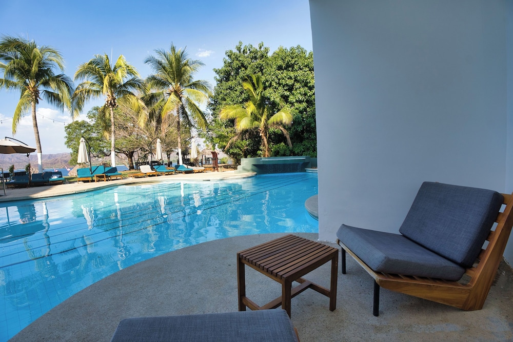 Dunama Ocean View Hotel 48/50