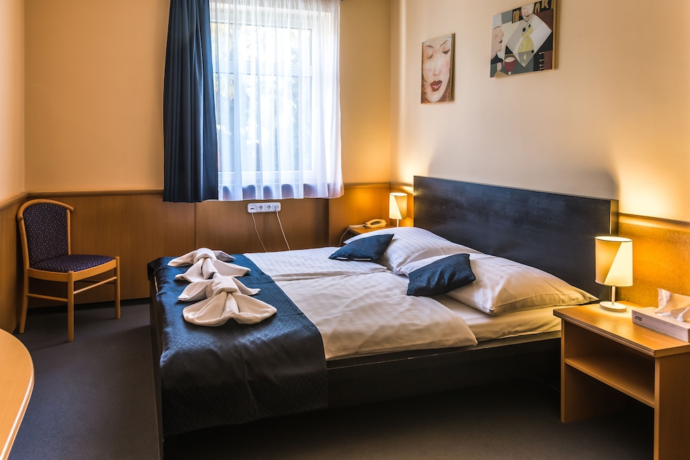 Jagello Business Hotel 7/39