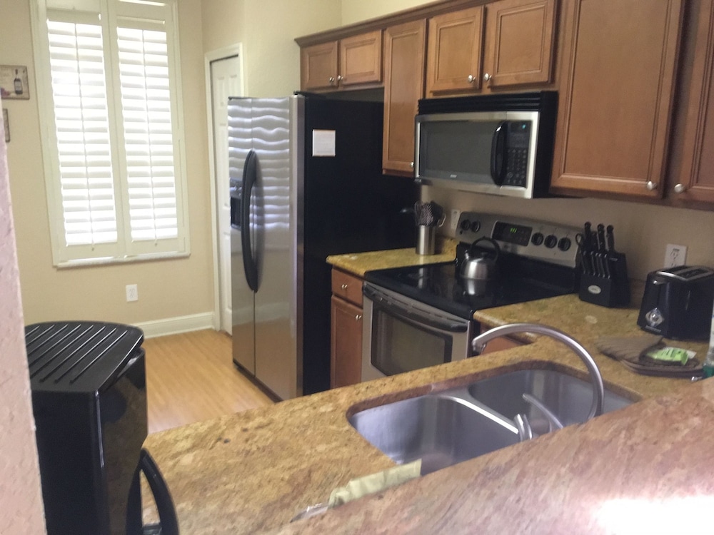 Villas At Regal Palms 39/51