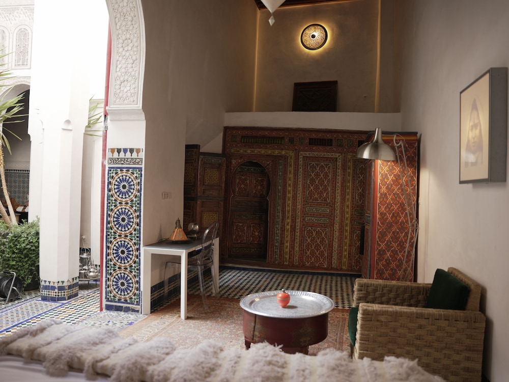 Dar 7 Louyat 6/50