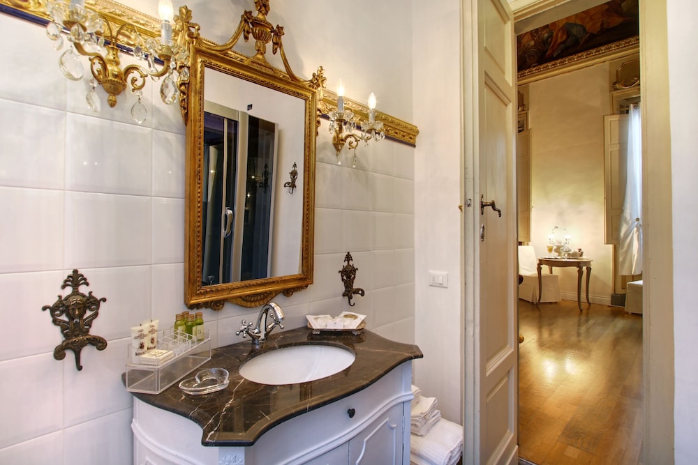 PALAZZO TOLOMEI RESIDENZA D'EPOCA 48/50