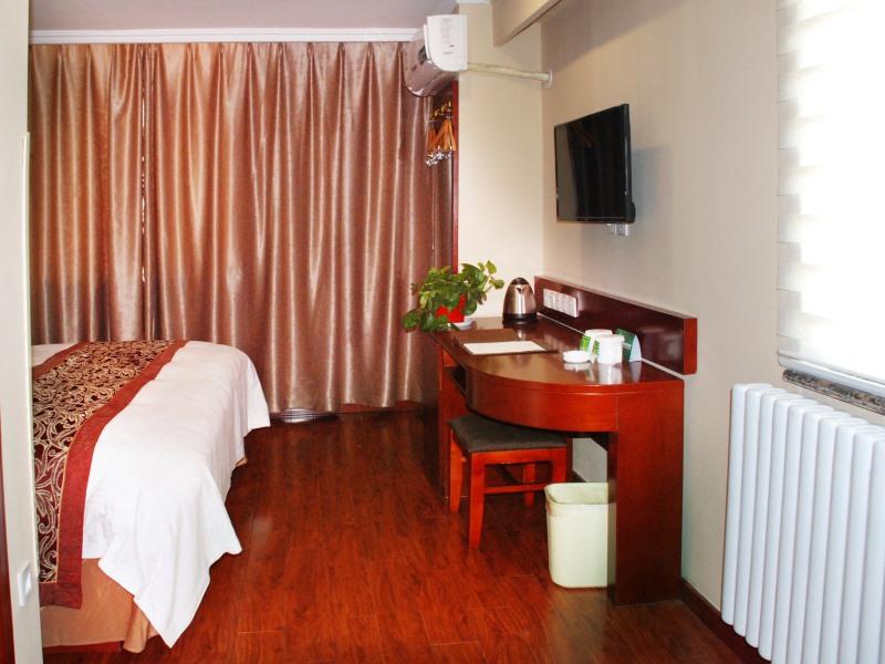GreenTree Inn ShanDong WeiFang LinQu ZhanQian Road LuChuan Business Hotel 25/43
