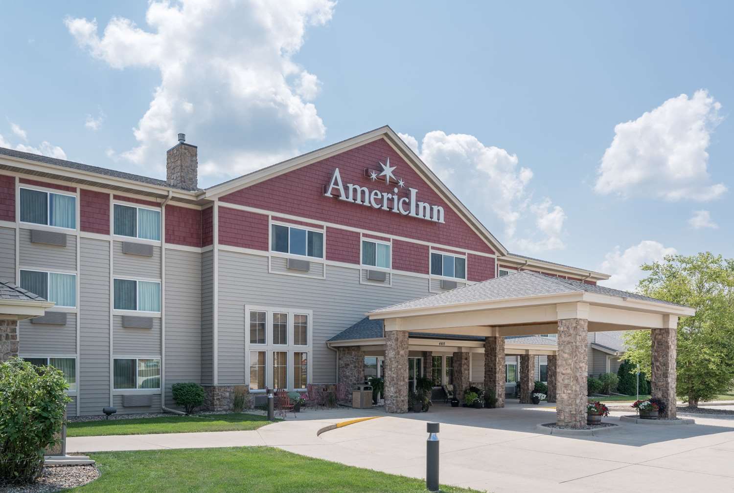 AmericInn by Wyndham Newton 4/48