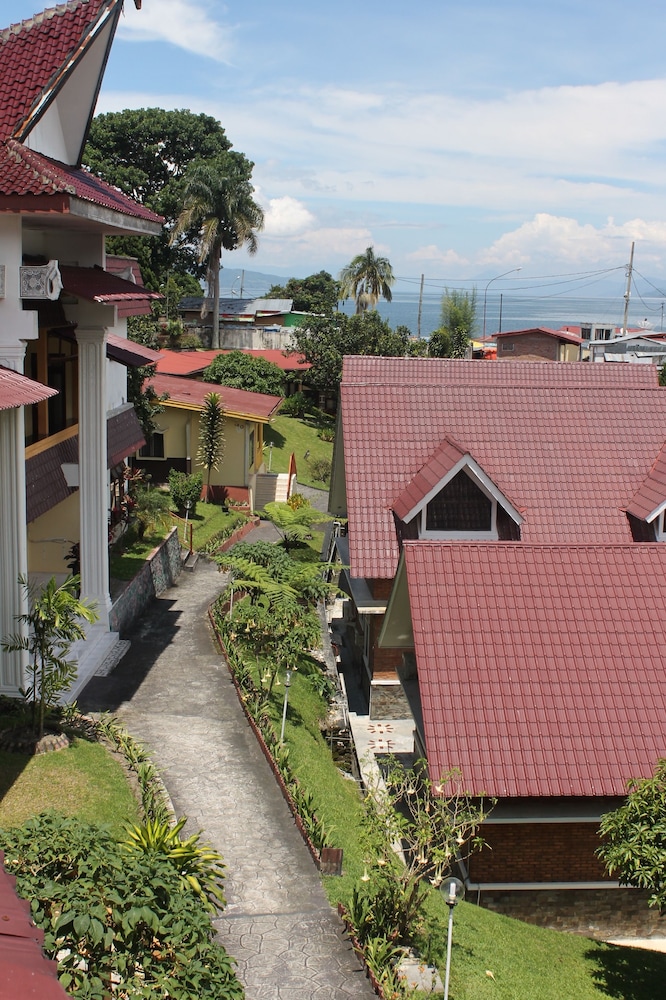 Khas Parapat 56/61