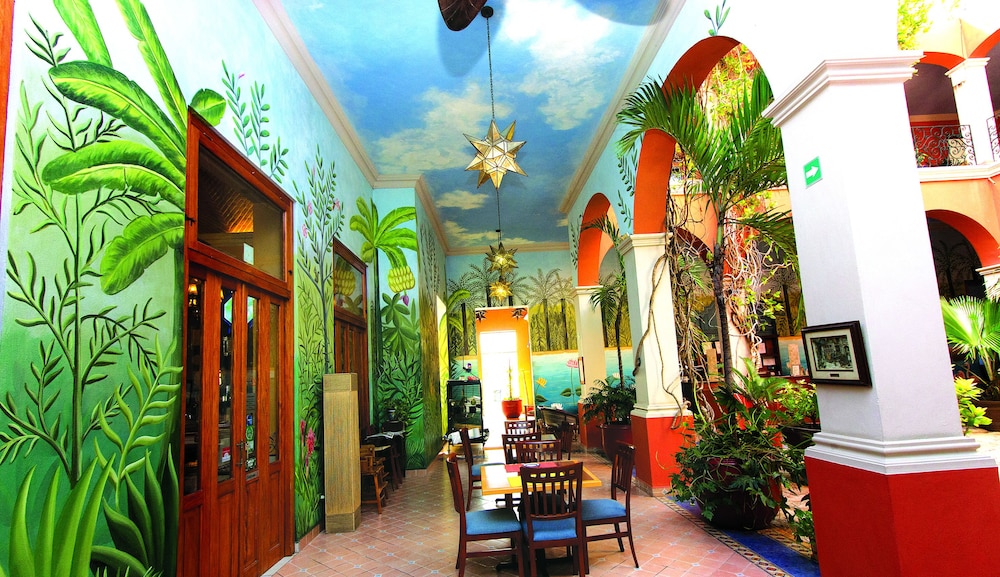 Hotel Casa San Angel 10/68
