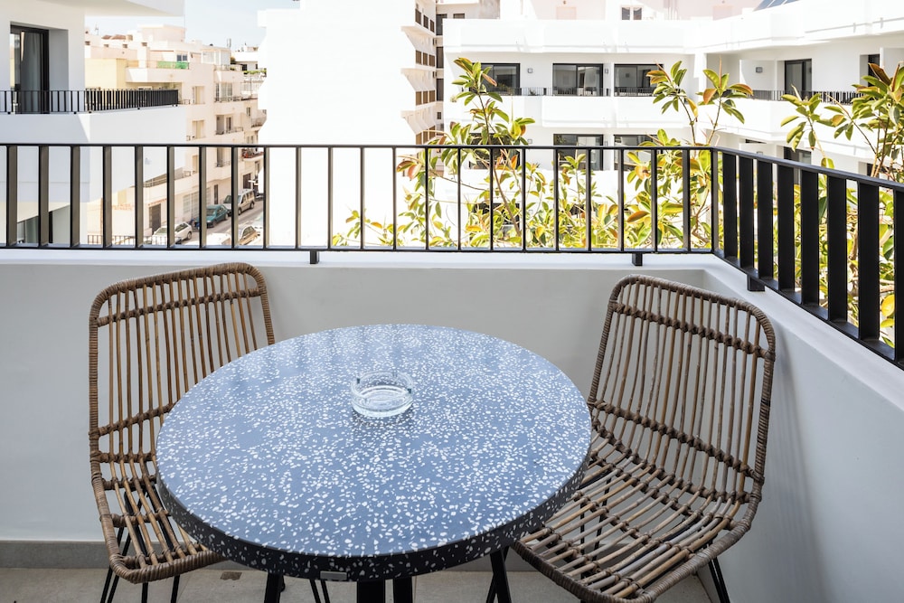 Casita Blanca Apartments - Adult Only 36/50