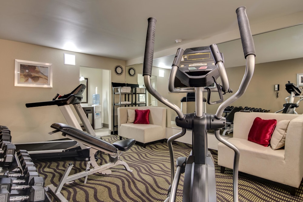 Quality Inn & Suites Athens University Area 35/57