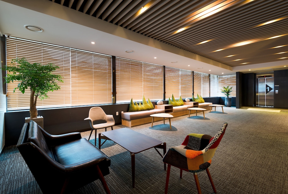 Metro Hotel Myeongdong 62/71