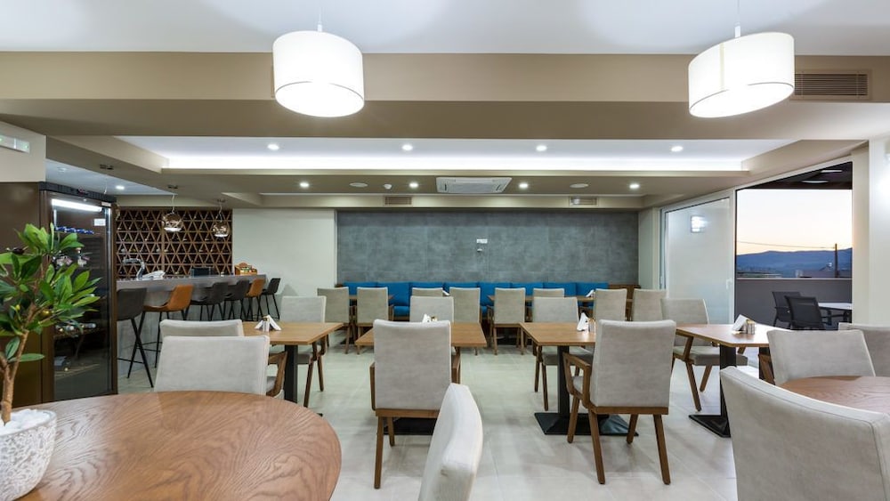Sun & Sea Plus Resort 38/50