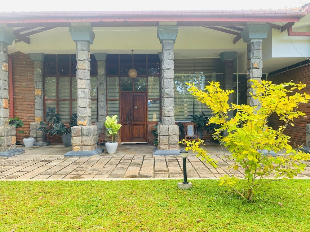 Avasta Resort And Spa 5/50