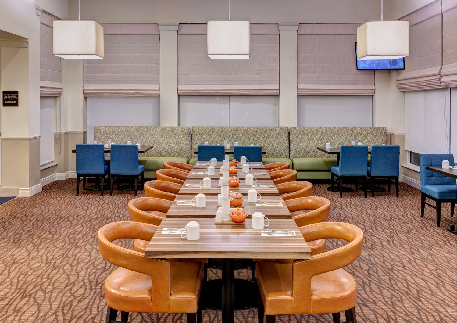 restaurant cafeteria