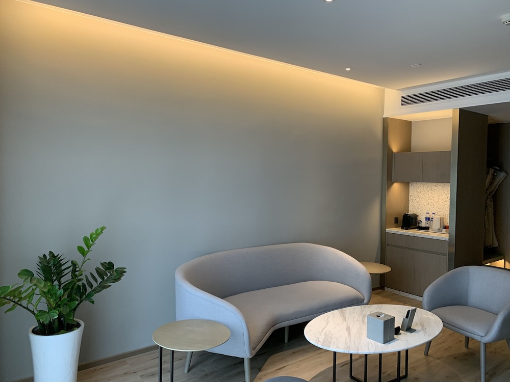 Hankou Kingdom Hotel 35/50