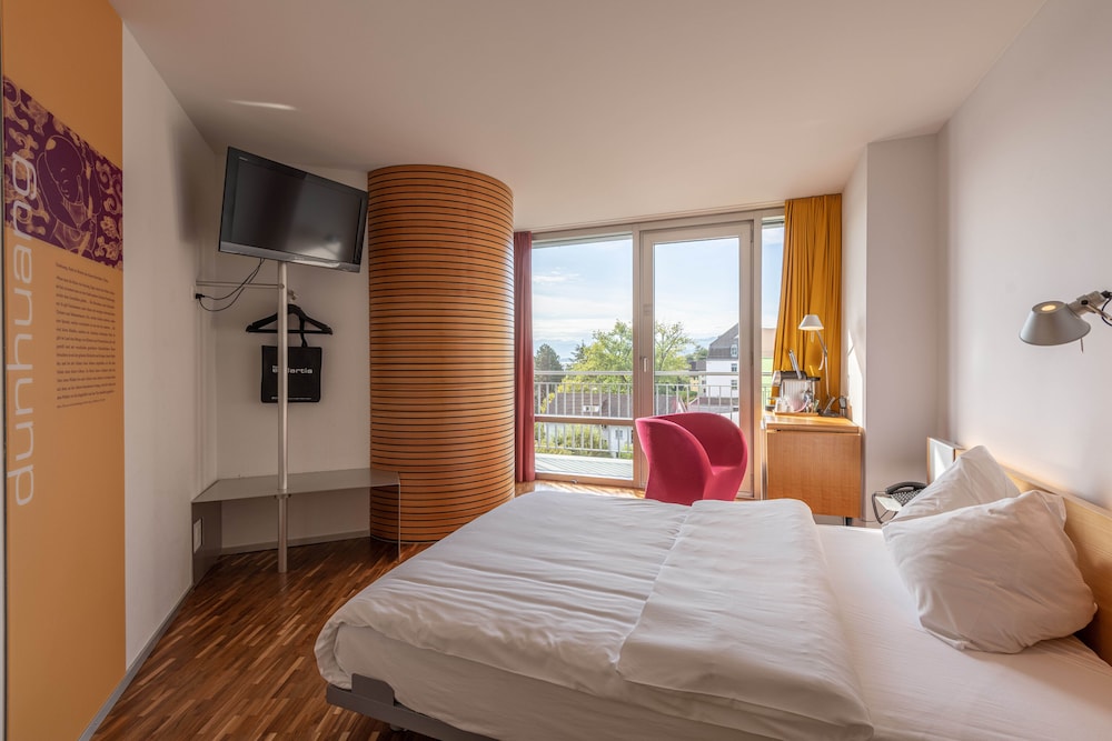 SEDARTIS SWISS QUALITY HOTEL 13/72