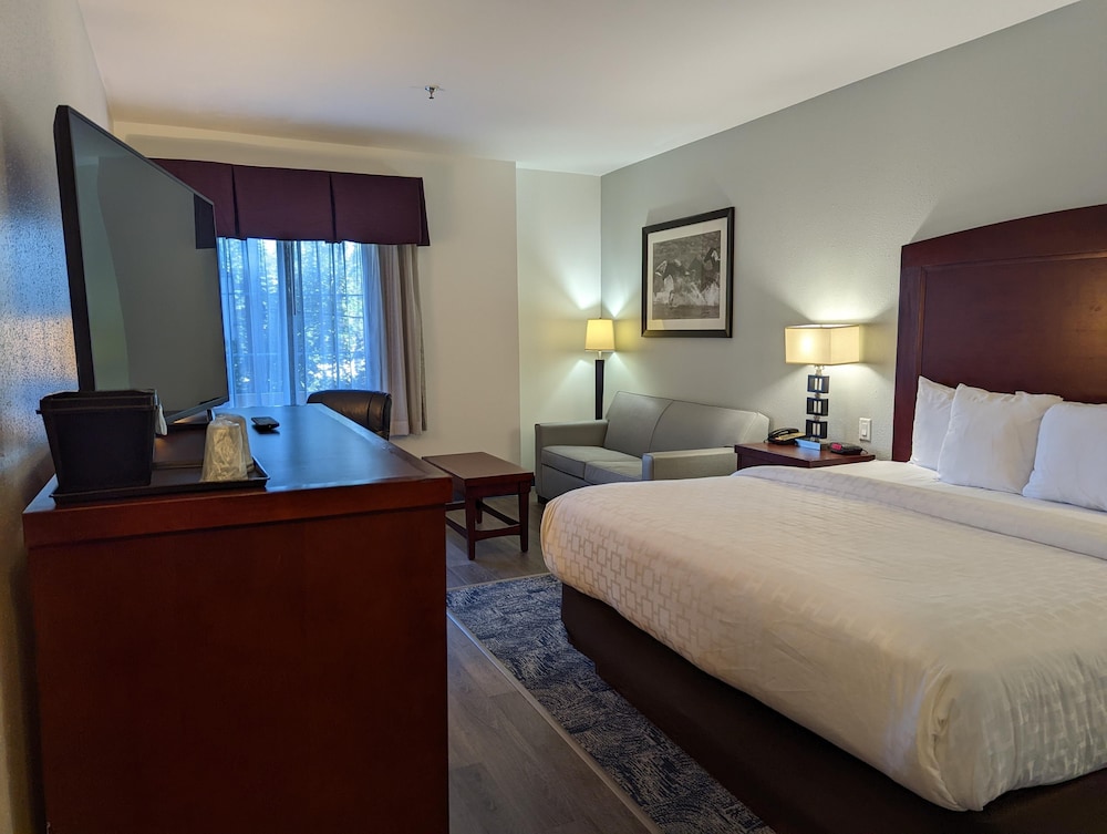 La Quinta Inn & Suites by Wyndham Fort Worth NE Mall 17/52