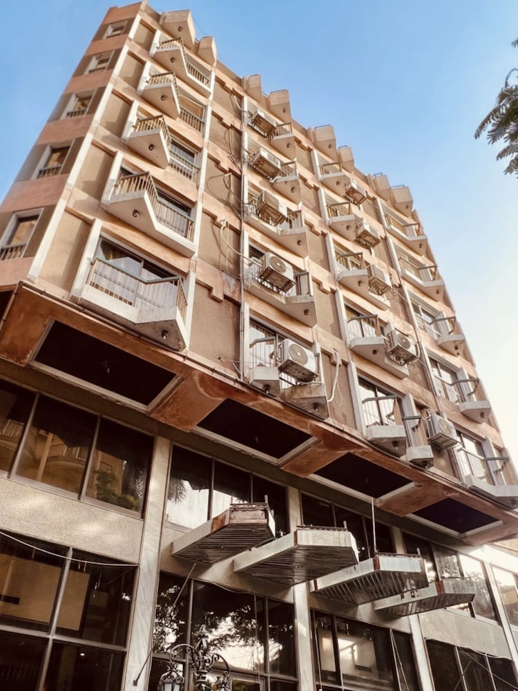 Santana Hotel 1/50