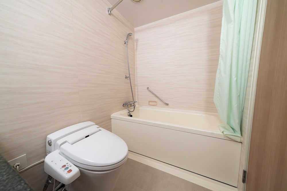 Nagoya Tokyu Hotel 49/50