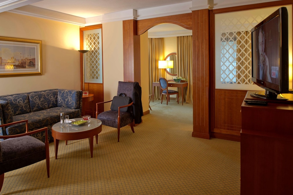 Radisson Blu Martinez Beirut 57/72