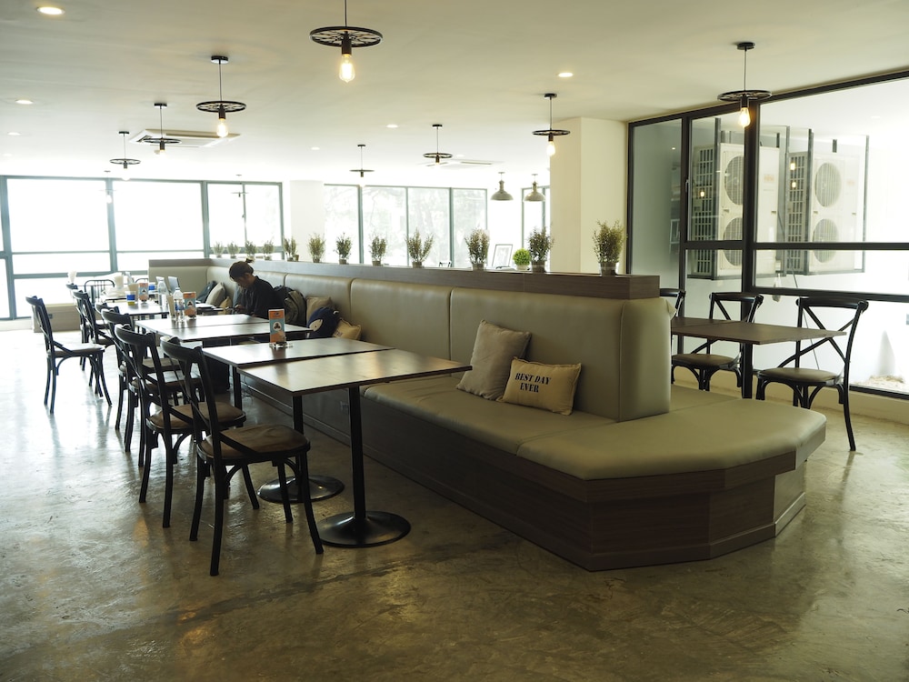 KOKOTEL CHIANG MAI NIMMAN 28/50