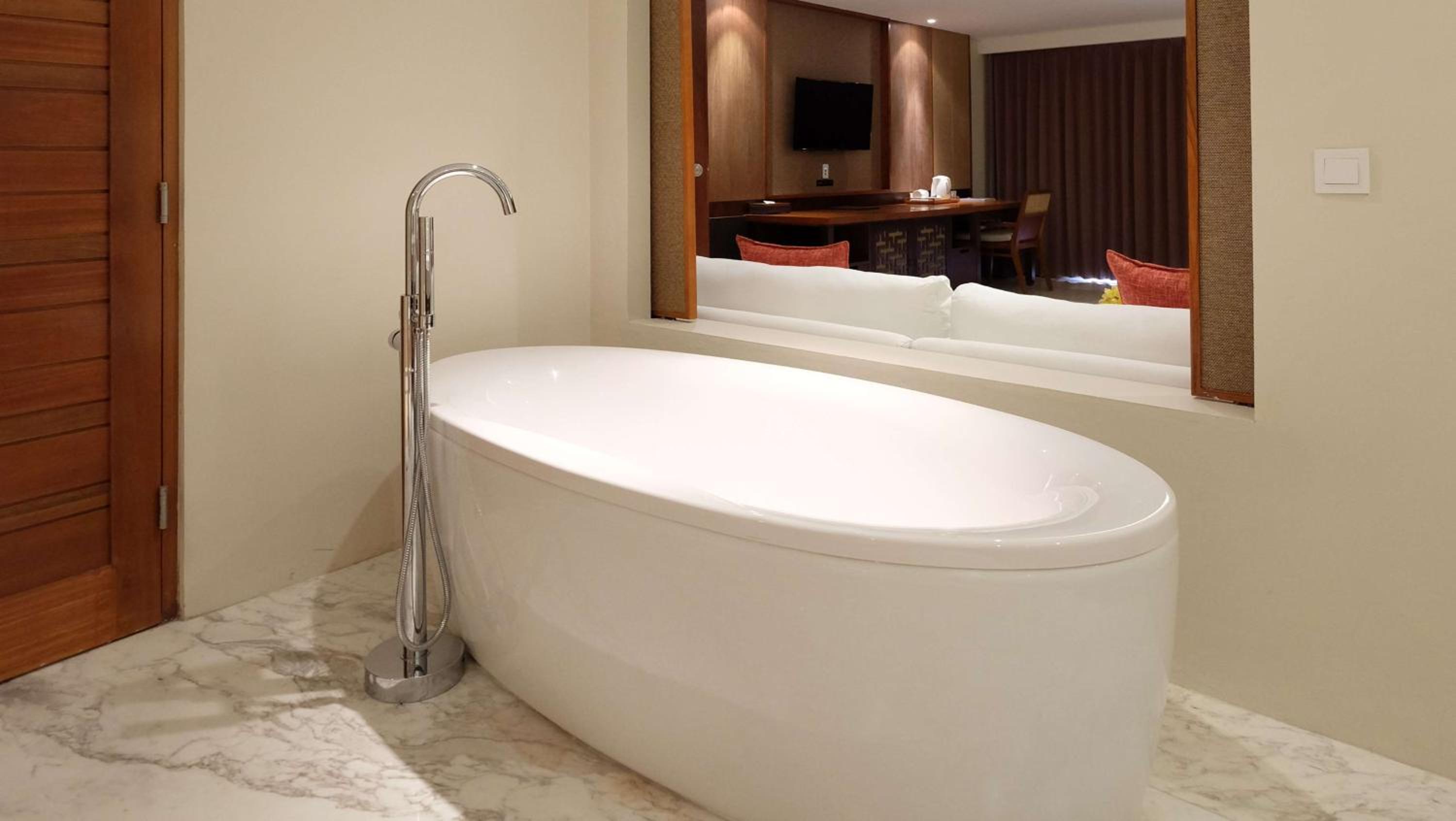 جناح جونيور مفرد، The Bandha Hotel & Suites 6/18