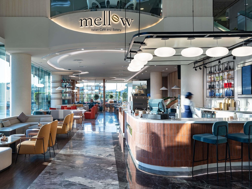 Novotel Abu Dhabi Al Bustan 6/46
