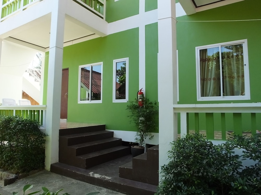 BLUE ANDAMAN LANTA RESORT 64/71