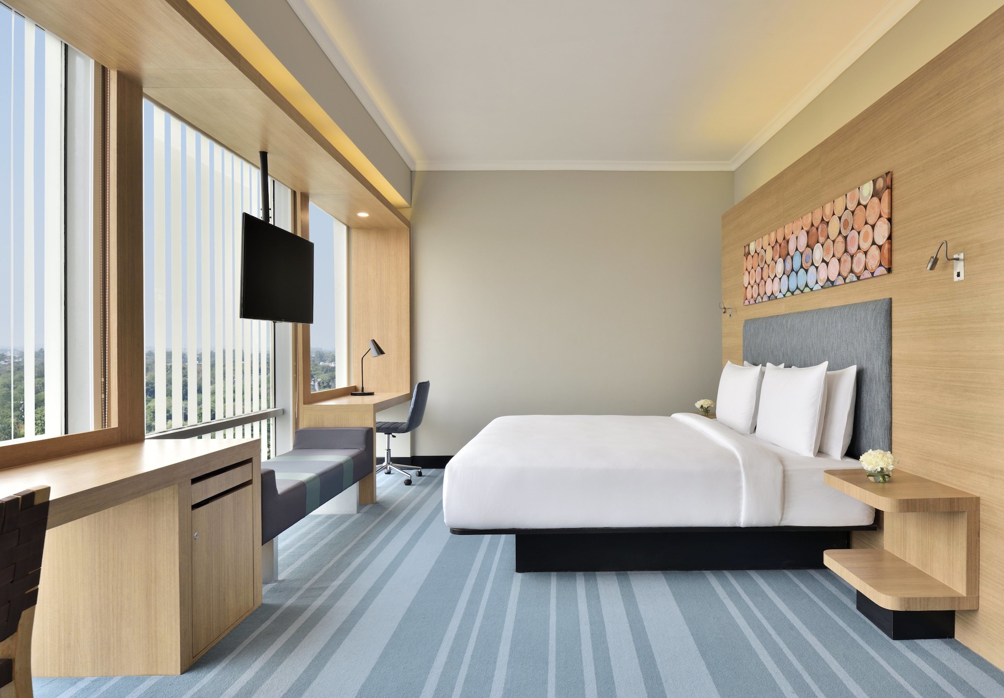 ALOFT, STUDIO, KING BED