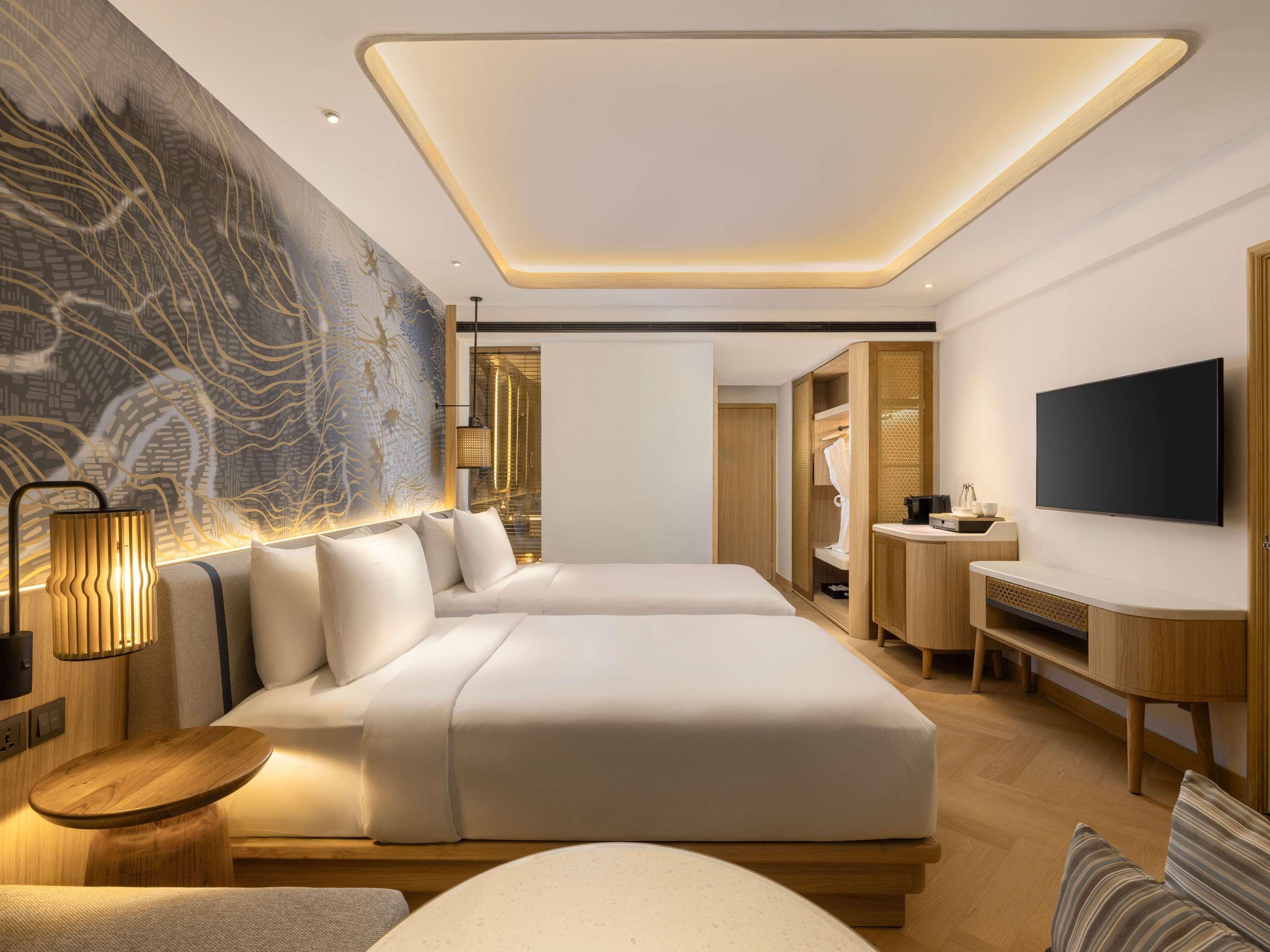 DELUXE, TWIN BEDS, OCEAN VIEW