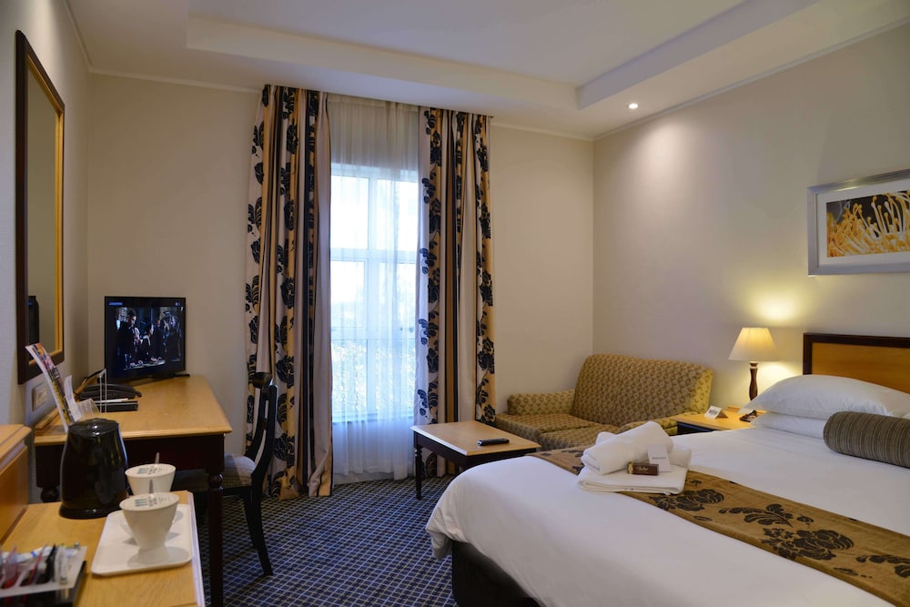 City Lodge Grandwest 16/46