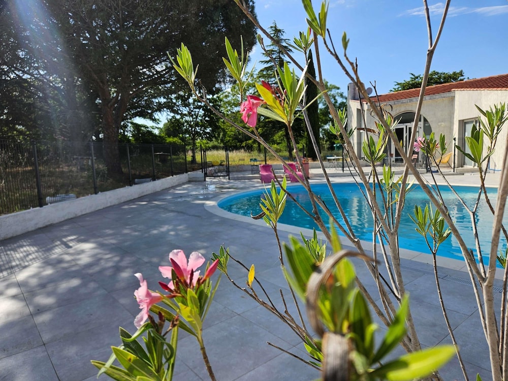 Greet Hotel Castres Saix 34/71